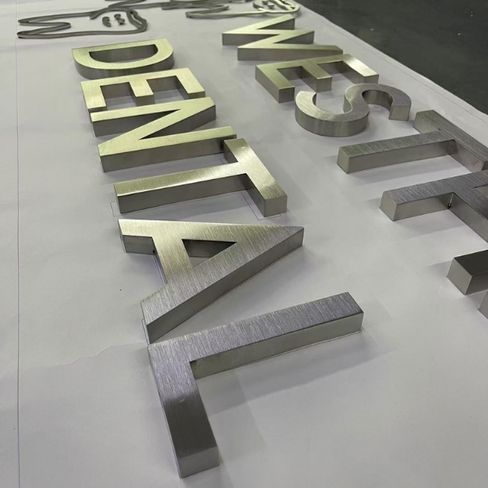 2D METAL letter